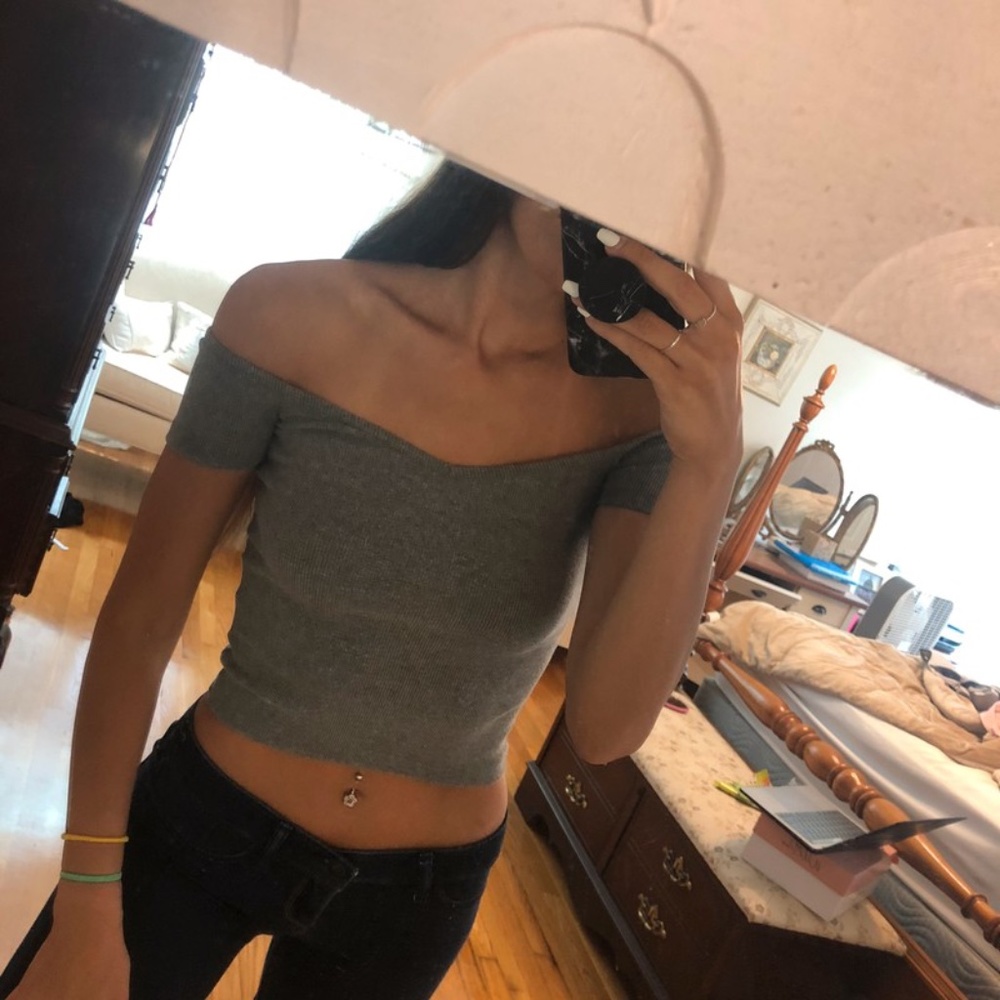 NWT off the shoulder crop top